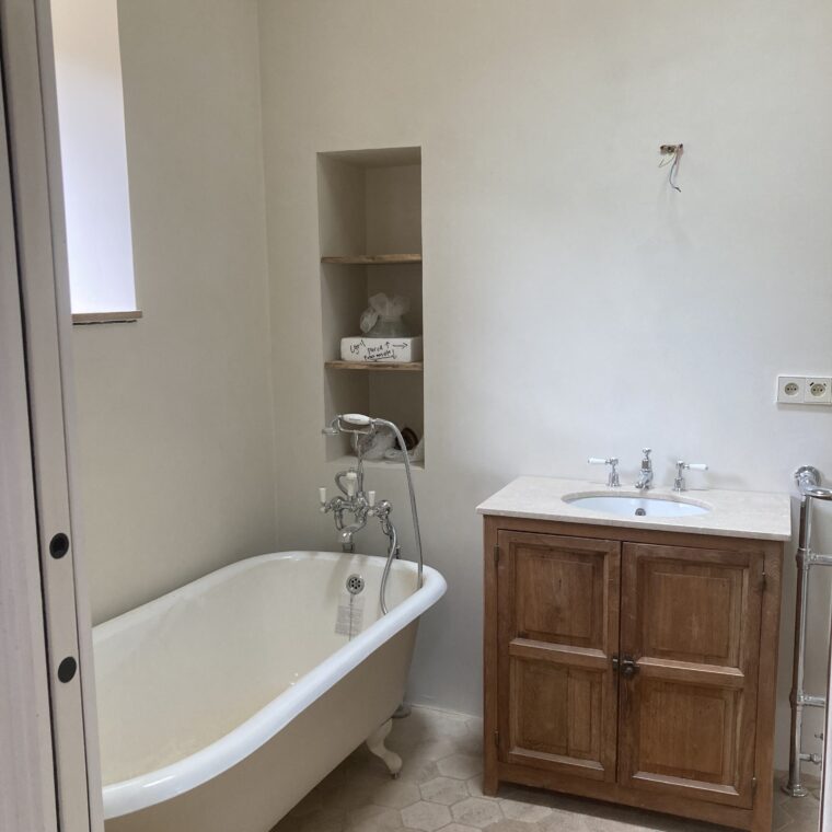 WCJWnNV9SjOG5K6G3F45ow rotated