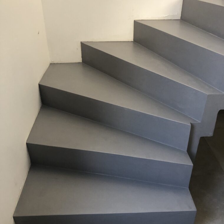 YrBVyDVVQ7KcdZskSKyX3Q rotated